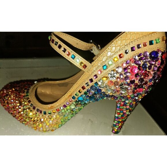 Gorgeous Rainbow Sequined Heels - Picture 3 of 15